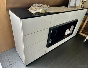 Predám konferenčný stolík Caligaris 400 € - 6