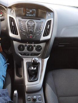 Ford Focus 2012 TDCI - 6