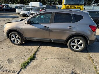 Nissan Qashqai 2.0d 4x4 2009 pojizdne navi panorama - 6