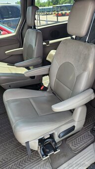 Chrysler Grand Voyager - 6