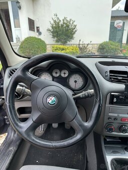 Alfa 147 JTDm 88kW - 6