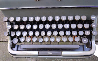 funkční kancelářský psací stroj Rheinmetall KsT z 50. let - 6