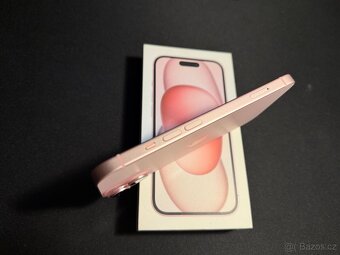 Apple iPhone 15 Pink - 6