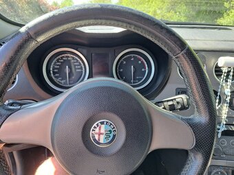 Alfa romeo 159 1.9 110 kw, RV 2008 - 6