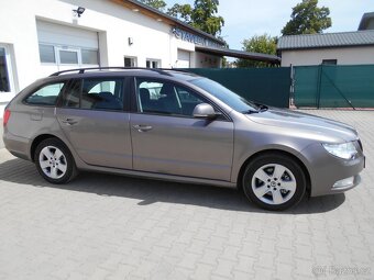 ŠKODA SUPERB 2 COMBI 2.0 TDI 103 KW R.2012 - 6