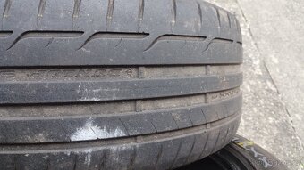 2ks letni pneu Dunlop 225/45-17 okolo 4-5mm - 6