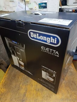 Automatický kávovar DéLonghi Eletta - 6