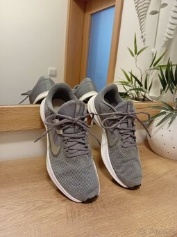 Nike dámské sportovní tenisky vel. 41 - 6
