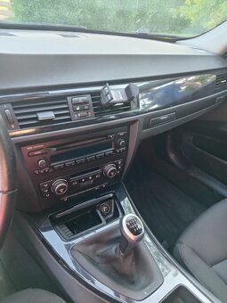 BMW 318i - 6