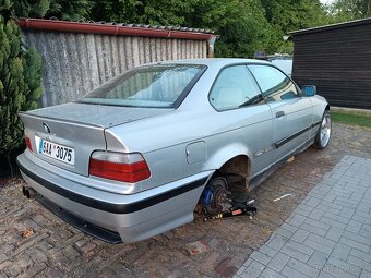 E36 coupe Mpaket R6 2.0 - 6