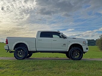 DODGE RAM 2500 6.7 Cummins Diesel - LARAMIE – K2 ROCKYRIDGE - 6