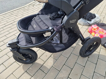 Britax B Motion 3 Plus - 6