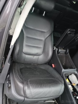 Prodám VW Touareg 7P 3.0 TDI 176kw - 6