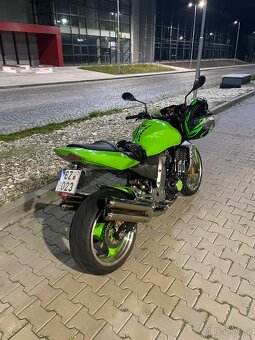 Kawasaki Z1000 - 6