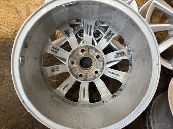 ALU KOLA ŠKODA OCTAVIA 6.5Jx16H2 ET46 5X112 5E0601025B - 6