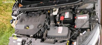Peugeot 308, T9, 2.0BlueHdi, 110kw, naj. 88.518km - 6