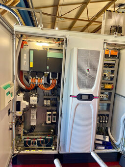 Karusel SKIQ 8 CNC - 6