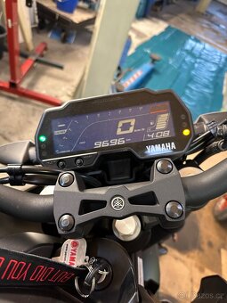 Yamaha mt 125 - 6