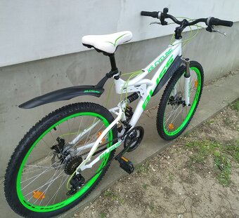 Moderní celoodpružené horské kolo - 6