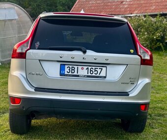 Prodám Volvo XC60 2.4D AWD - 6