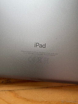 Ipad 6 Generace Apple iOS Tablet Wifi Internet - 32 GB - 6