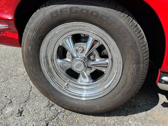 Chevrolet Corvette C2 Sting Ray - 6