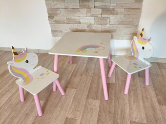 Dětské židličky a stolek - 6