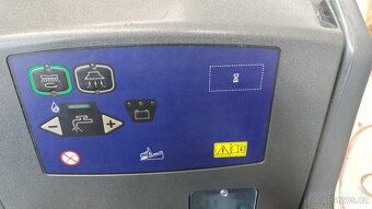 Podlahový mycí stroj Nilfisk BA 451 - 6