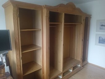 Šatní selská skříň 5-ti dvířko - 6