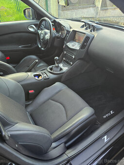 Prodám Nissan 370Z 241kW r.v. 2011, cabrio, manual. - 6