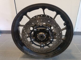 Yamaha MT 09 / tracer 9 - 6