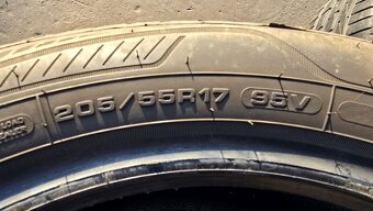 Celoroční pneu 205/55/17 Good Year - 6