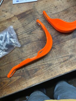 Chrániče rukou - 6