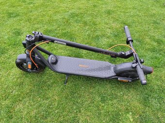 Elektrická koloběžka v záruce - Ninebot by Segway F2 Pro E - 6