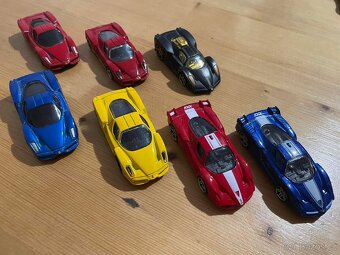 HotWheels Hot Wheels - 6