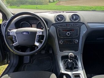 Ford Mondeo combi FACELIFT 2,0tdci 120kW r.v 2012 - 6