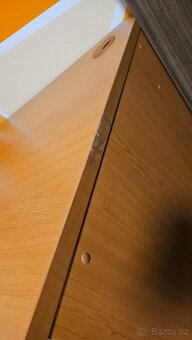 Pracovní stůl a zásuvky na kolečkách - 6