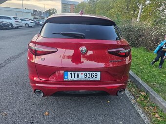 ALFA ROMEO STELVIO VELOCE 2.0 benzín (280 koní) - 6