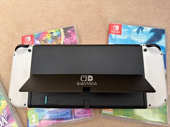 Nintendo switch OLED + 4 hry - 6