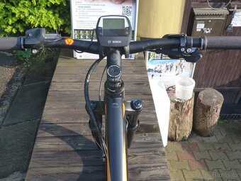 Bosch Cube  Reaction 18" - 6