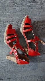 Červené boty na podpadku Ilaria - 6