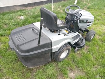 Prodám zahradní traktor Mac (mtd) 22 koní - 6