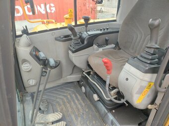Volvo ec55 - 6