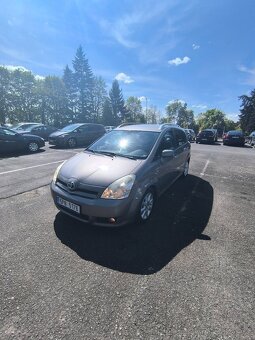 Toyota Corolla Verso 2.2 D-4D, spotřeba 6,3 l, bez investic - 6