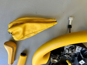 ŠKODA FELICIA FUN: doplňky interiéru obšité pravou kůží - 6
