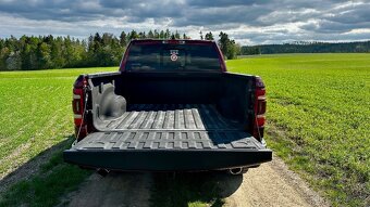 RAM 1500 Laramie 5.7 HEMI eTorque – 2023 | Luxusní výbava - 6