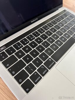 Apple MacBook Pro 13" 2019, i5 1.4GHz,Touch Bar, 256GB - 6