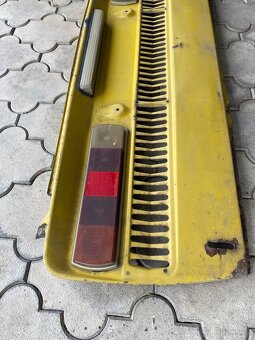 Zadní čelo Škoda 100 - 6