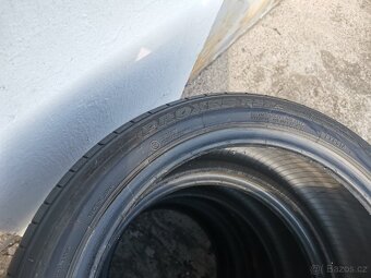 Pneu 215 /45 / R18 - 6