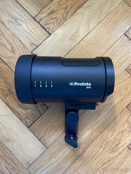 Profoto B10 - 6